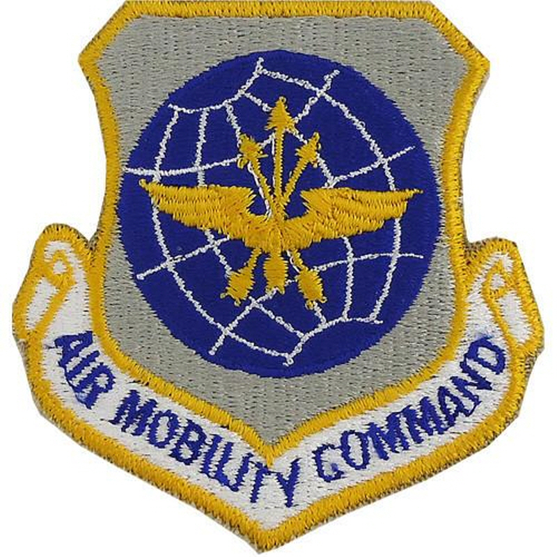 [Vanguard] Air Force Patch: Air Mobility Command - color with hook closure