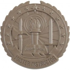 [Vanguard] Army Identification Badge Subdued Metal: Master Instructor - Brown