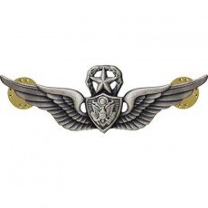 [Vanguard] Army Badge: Master Aircraft Crewman: Aircrew - silver oxidized