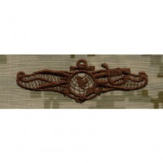 [Vanguard] Navy Embroidered Badge: Information Dominance Warfare Officer - Desert Digital