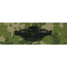 [Vanguard] Navy Embroidered Badge: Fleet Marine Force - Woodland Digital