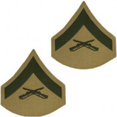 [Vanguard] Marine Corps Chevron: Lance Corporal - green embroidered on khaki, male