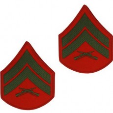 [Vanguard] Marine Corps Chevron: Corporal - green embroidered on red, male
