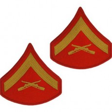 [Vanguard] Marine Corps Chevron: Lance Corporal - gold embroidered on red, male