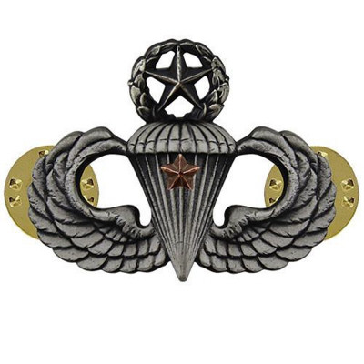 [Vanguard] Army Badge: Master Combat Parachute First Award - silver oxidized / 미육군 낙하산(공수) 무광 배지